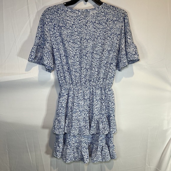 Petal And Pup Arielle's Blue Cutout‎ Mini Dress Women's Size 6 Floral Beautiful - Picture 8 of 8